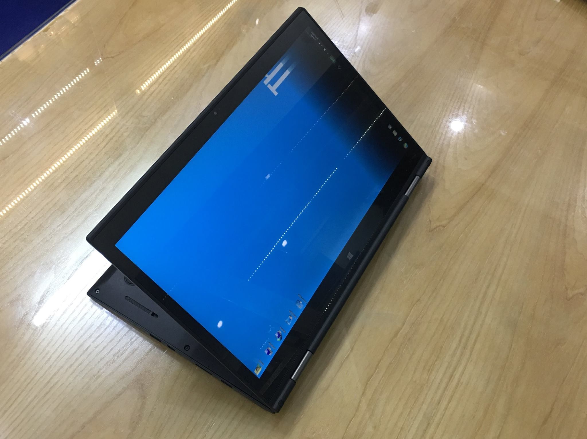 Lenovo ThinkPad X1 Yoga-7.jpg